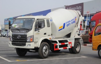 時(shí)代中馳3方攪拌車