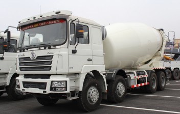  陜汽德龍18方攪拌車(chē)