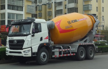  徐工15方水泥攪拌車(chē)