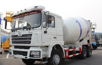 陜汽德龍15方水泥攪拌車(chē)