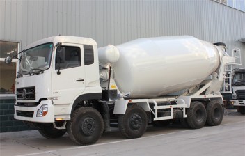 東風(fēng)大力神18方攪拌車(chē)