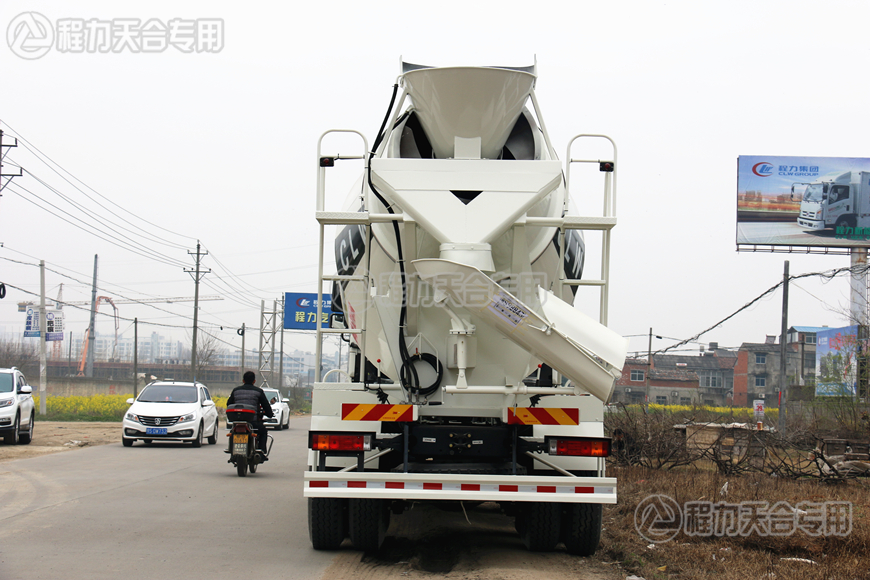 陜汽德龍水泥攪拌車